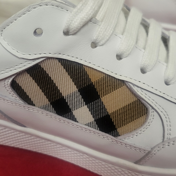 Burberry Terrace Check Sneakers - Picture 9 of 16